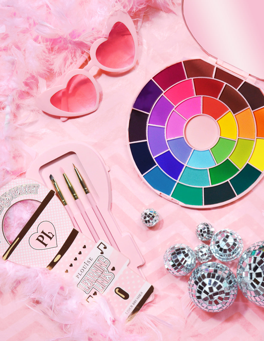 Festival Makeup Collection Festival Glitter Eye Makeup P Louise festival-makeup-collection-festival-glitter-eye-makeup-p-louise
