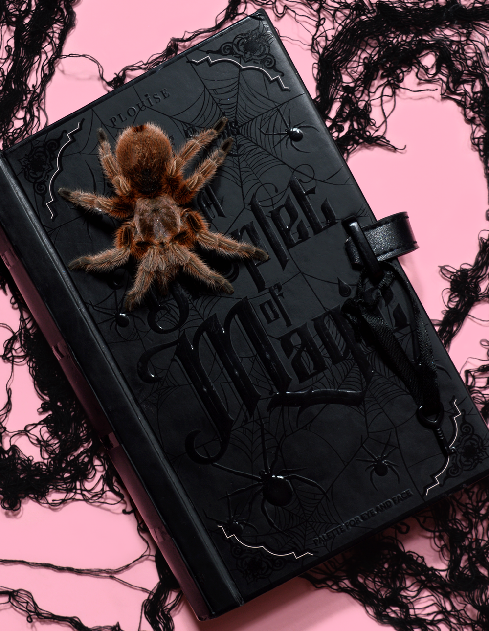 Eine Tröpfchen magische Halloween-Lidschattenpalette