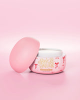 Pink balje af P.Louise Slick It To Me Shimmer Melting Body Balm med låget af  