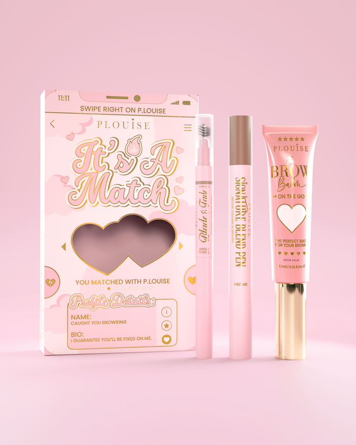 It's A Match เครื่องสำอางสำหรับเขียนคิ้ว ได้แก่ P.Louise Signature Blend Pen, Blade & Fade Brow Pencil และ Brow Balm บรรจุในกล่องธีมสีชมพูและทองพร้อมลวดลายรูปหัวใจ