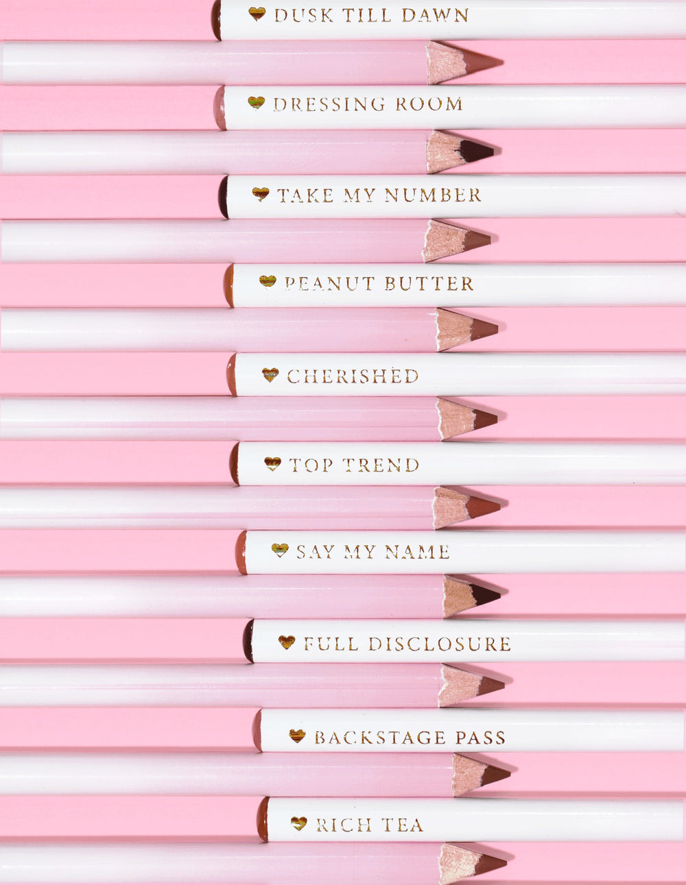 Et bilde av P.Louise Ultimate Definition Sharpenable Lip Liners på rad som viser bunnen og navnet på hver nyanser på blyanten
