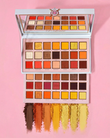 Het enige dat ik zie is het $igns 42 Pan Eyeshadow Palette
